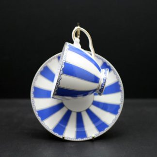 GC4801: 220 CC Cup & Saucer with Gold Deco - Blue Stripe Jade