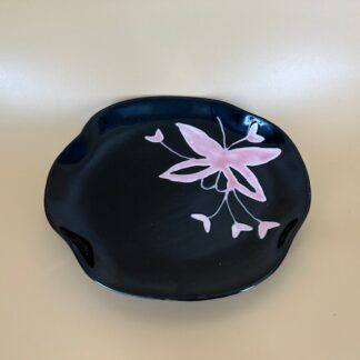 9521: 8.25" Black Butterfly Side Plate