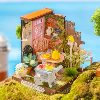 DS038: * Fancy Tea Yard - Educational DIY House; M/O: 5; Case: 10