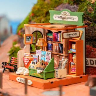 DS040: * The Muse Bookshop - Educational DIY House; M/O: 5; Case: 10