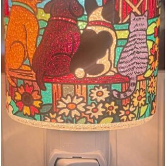 NL271132: Farm Animals Tiffany Glass Night Light (Dog and Cat), E12, 7W